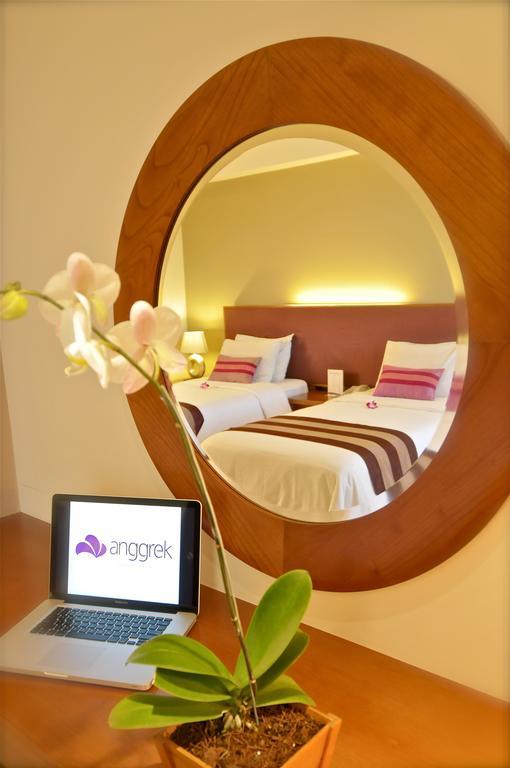 Anggrek Shopping Hotel Bandung Room photo